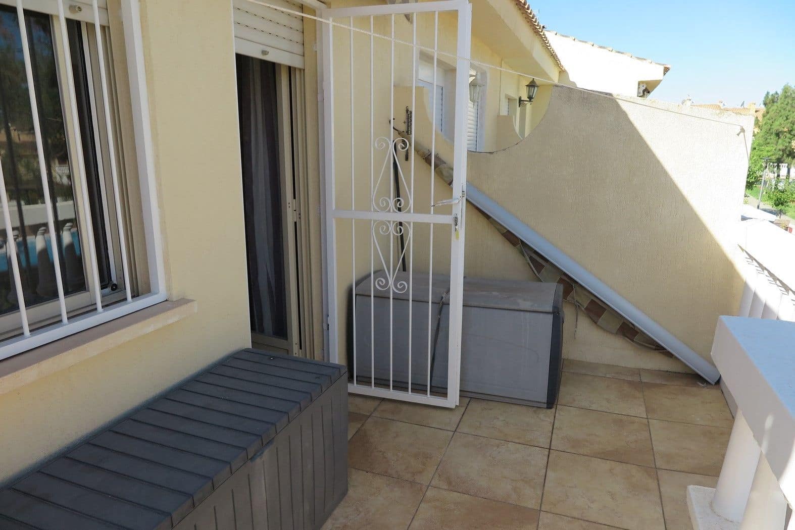 Pareado de 2 habitaciones en El Campello en venta con piscina garaje - 209.000 € (Ref: 9926871)