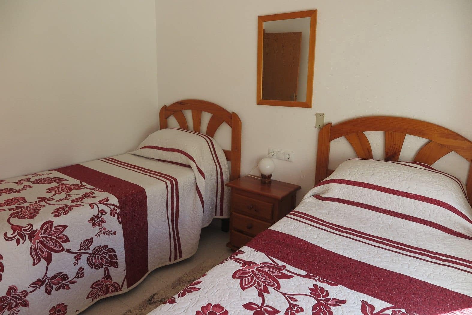 Pareado de 2 habitaciones en El Campello en venta con piscina garaje - 209.000 € (Ref: 9926871)