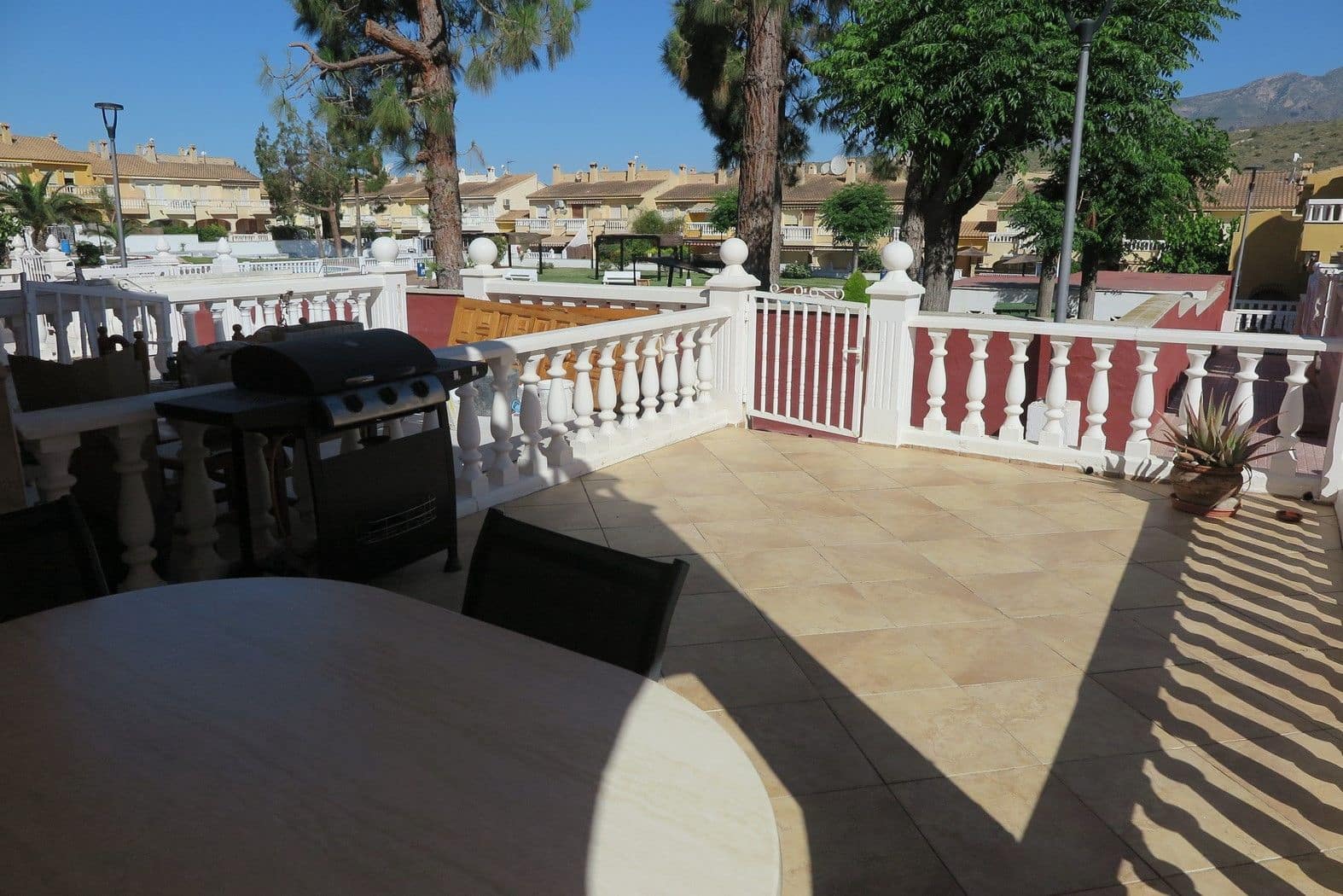 Pareado de 2 habitaciones en El Campello en venta con piscina garaje - 209.000 € (Ref: 9926871)