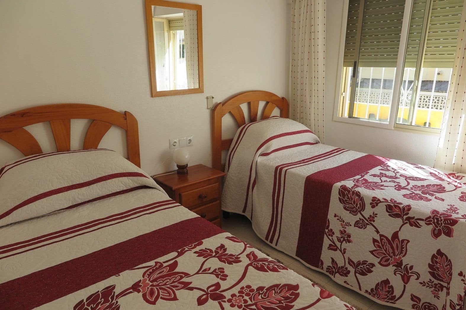 Pareado de 2 habitaciones en El Campello en venta con piscina garaje - 209.000 € (Ref: 9926871)
