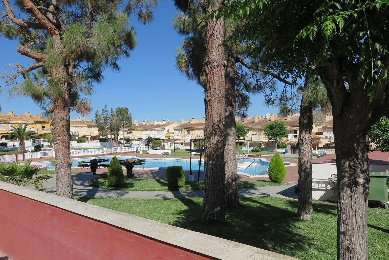 Pareado de 2 habitaciones en El Campello en venta con piscina garaje - 209.000 € (Ref: 9926871)