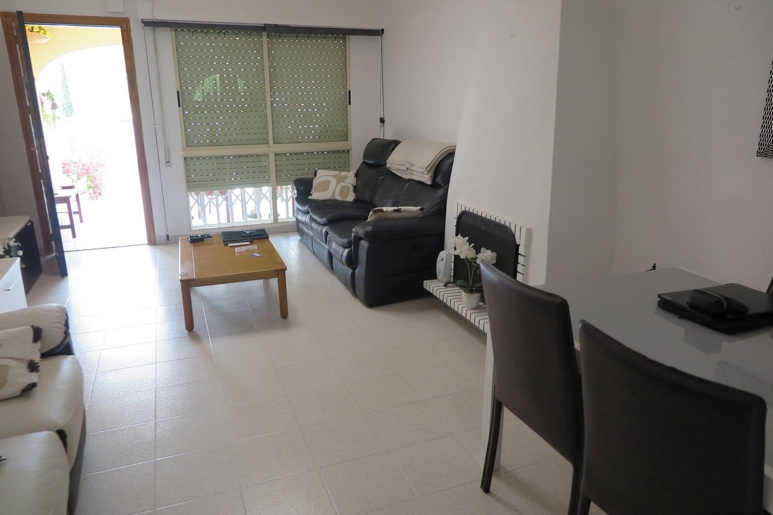 Pareado de 2 habitaciones en El Campello en venta con piscina garaje - 237.000 € (Ref: 9928866)