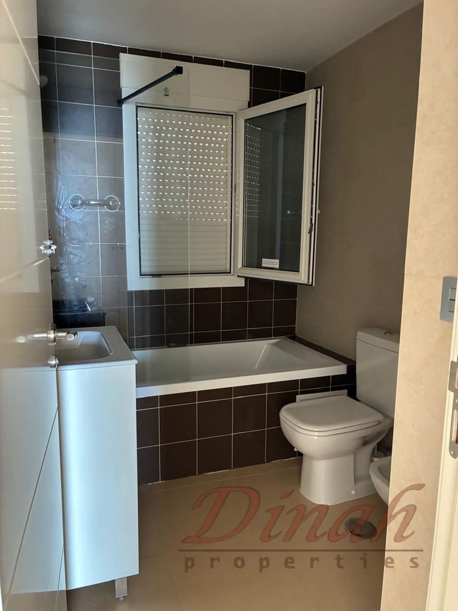 2 bedroom Apartment for rent in Altea with pool garage - € 1,700 (Ref: 10010234)