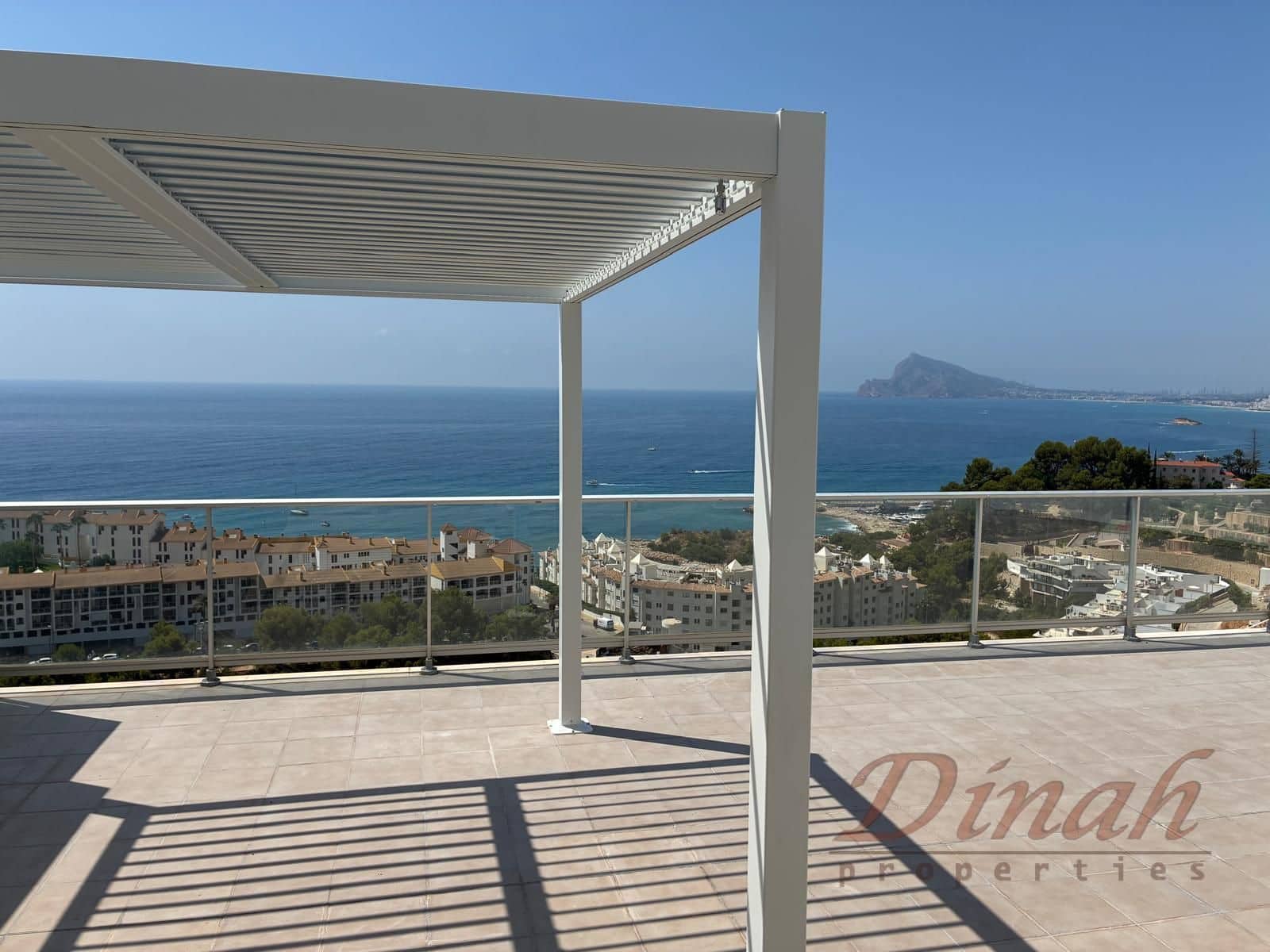 2 bedroom Apartment for rent in Altea with pool garage - € 1,700 (Ref: 10010234)