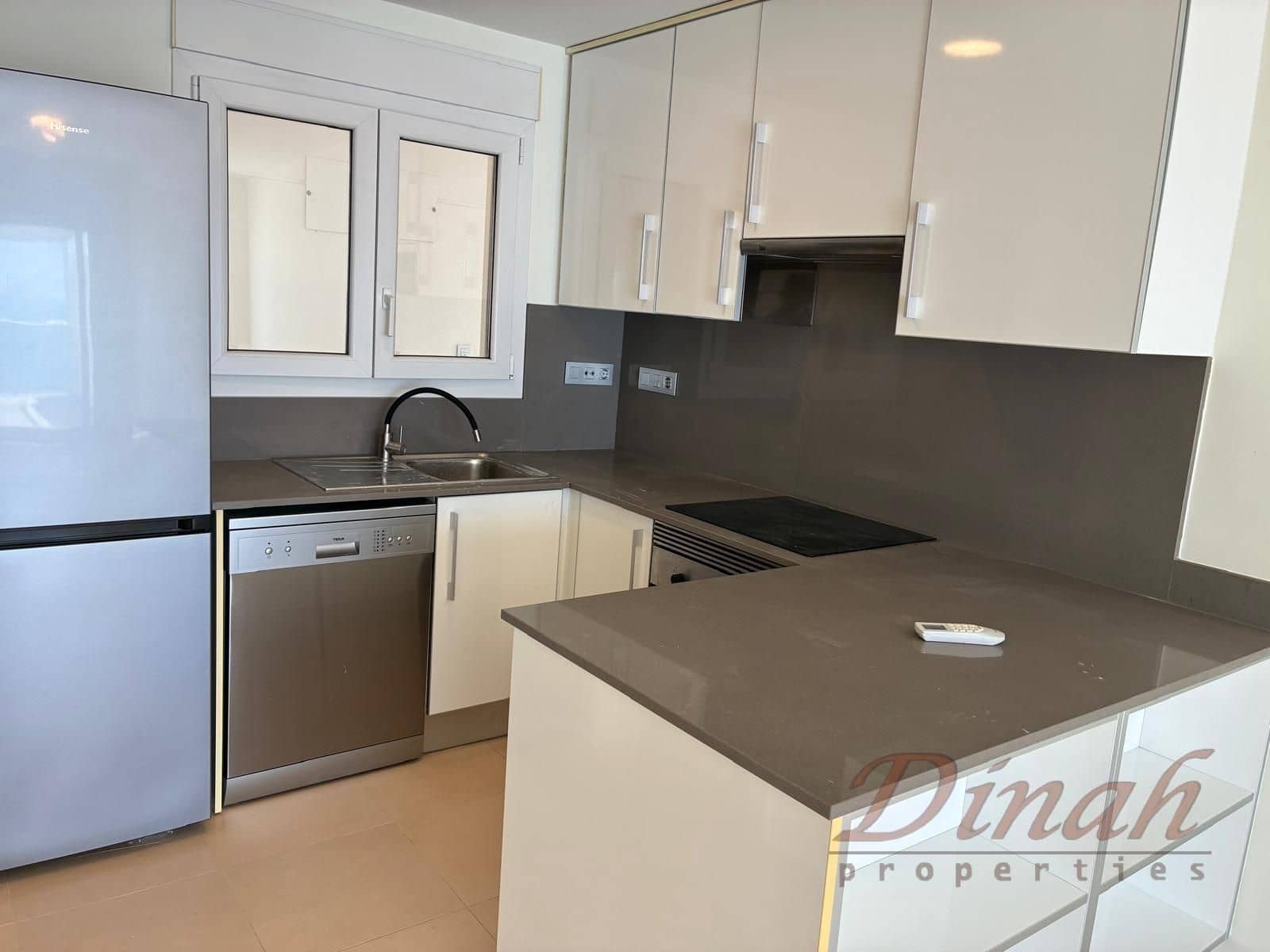 2 bedroom Apartment for rent in Altea with pool garage - € 1,700 (Ref: 10010234)