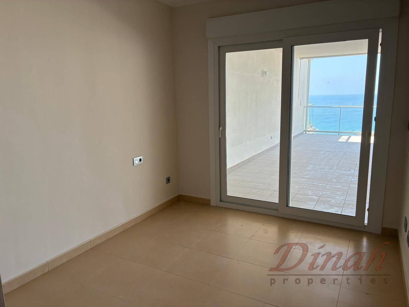 2 bedroom Apartment for rent in Altea with pool garage - € 1,600 (Ref: 10010235)