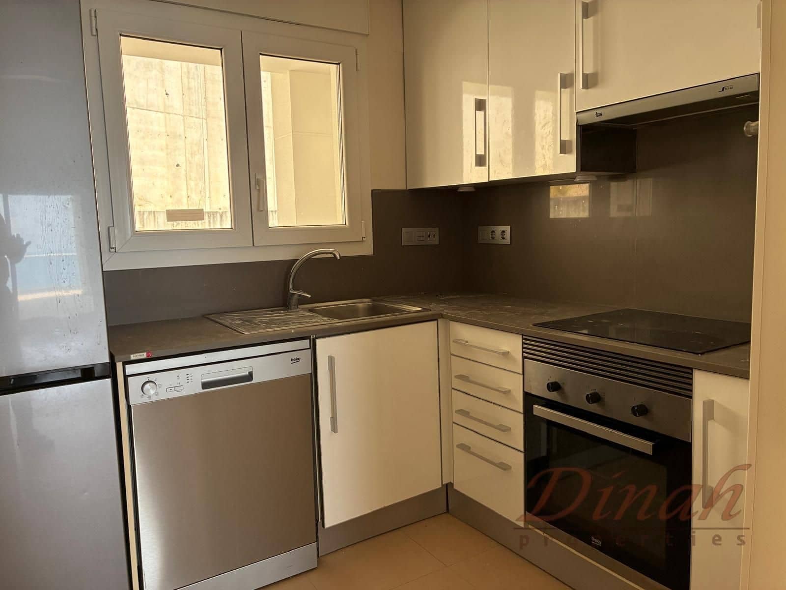 2 bedroom Apartment for rent in Altea with pool garage - € 1,600 (Ref: 10010235)