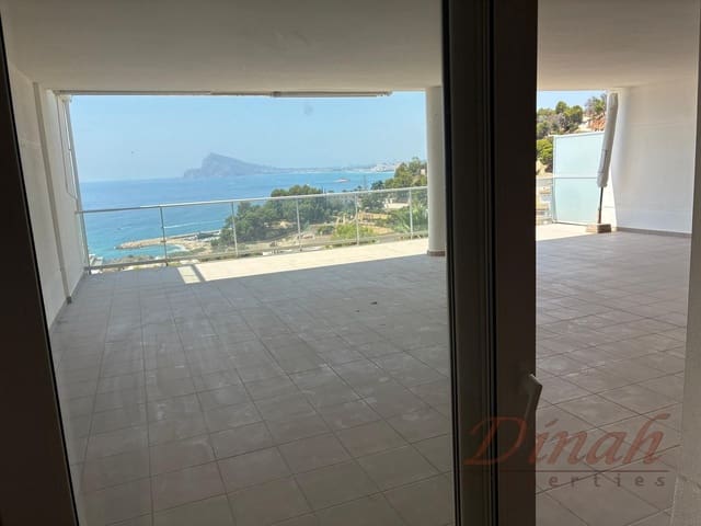2 bedroom Apartment for rent in Altea with pool garage - € 1,600 (Ref: 10010235)