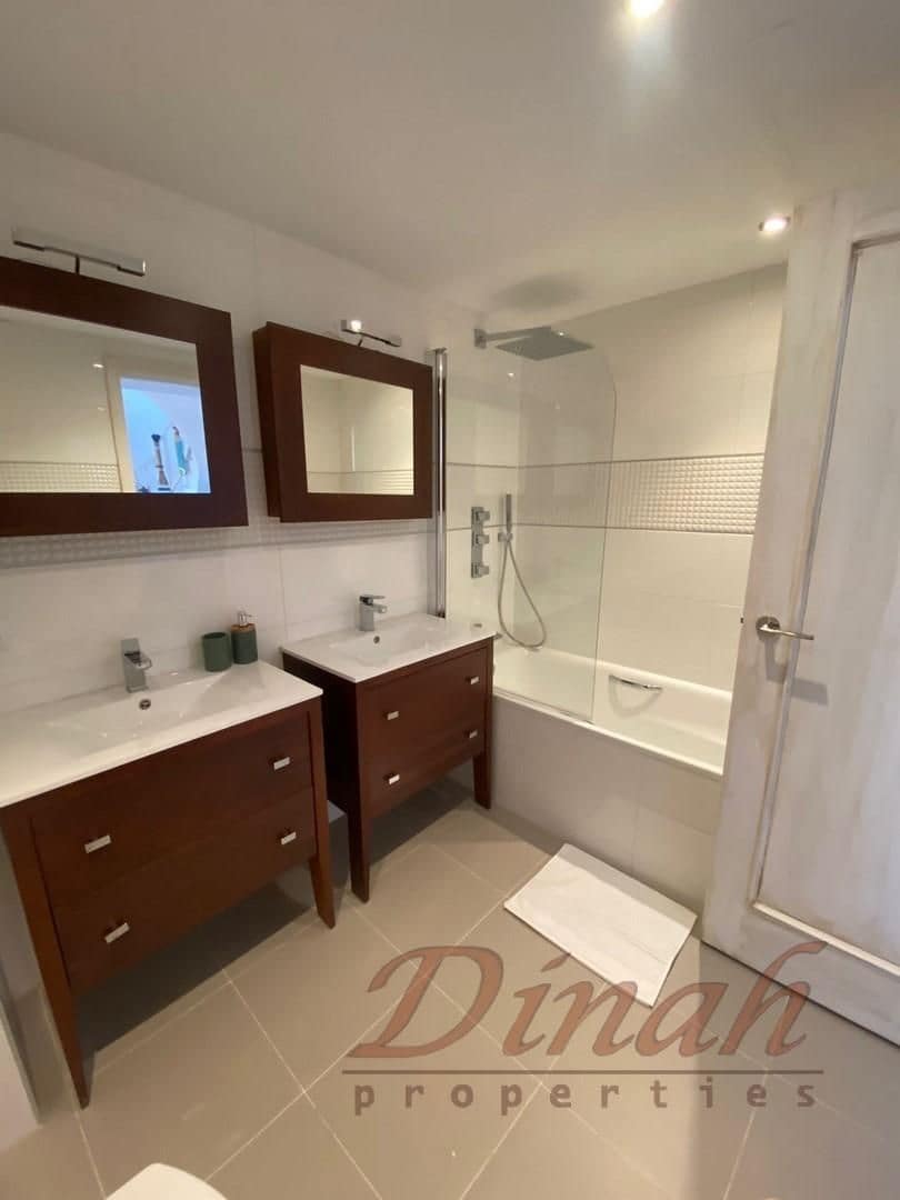 3 Zimmer Apartment zu vermieten in Altea mit Pool Garage - 1.300 € (Ref: 10036319)