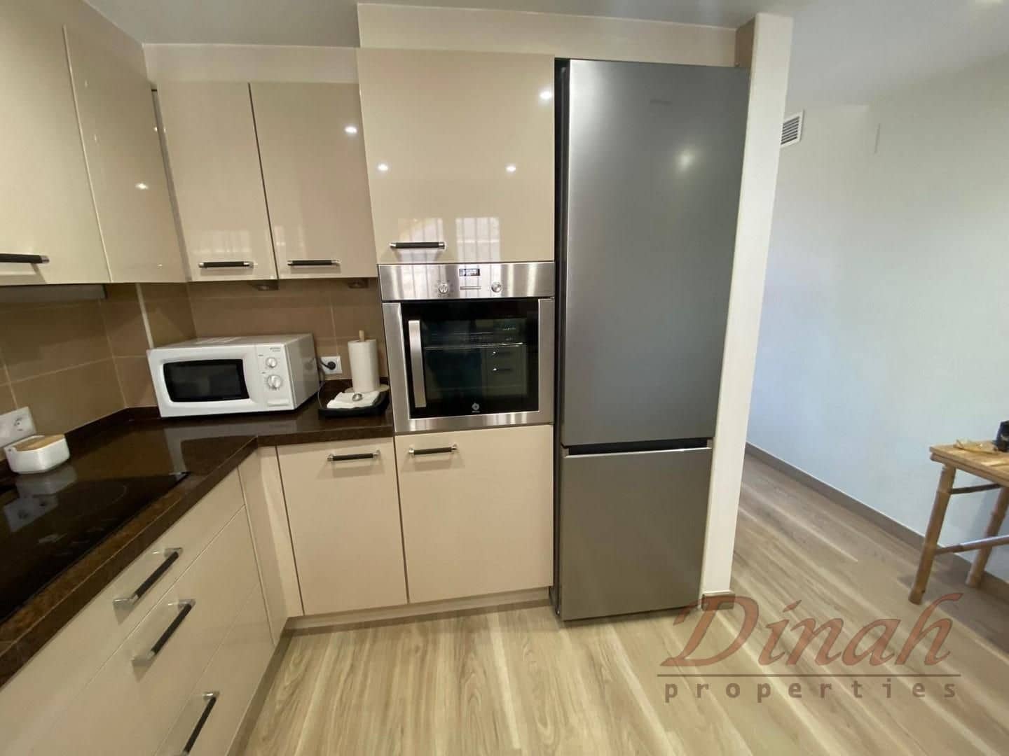 3 Zimmer Apartment zu vermieten in Altea mit Pool Garage - 1.300 € (Ref: 10036319)