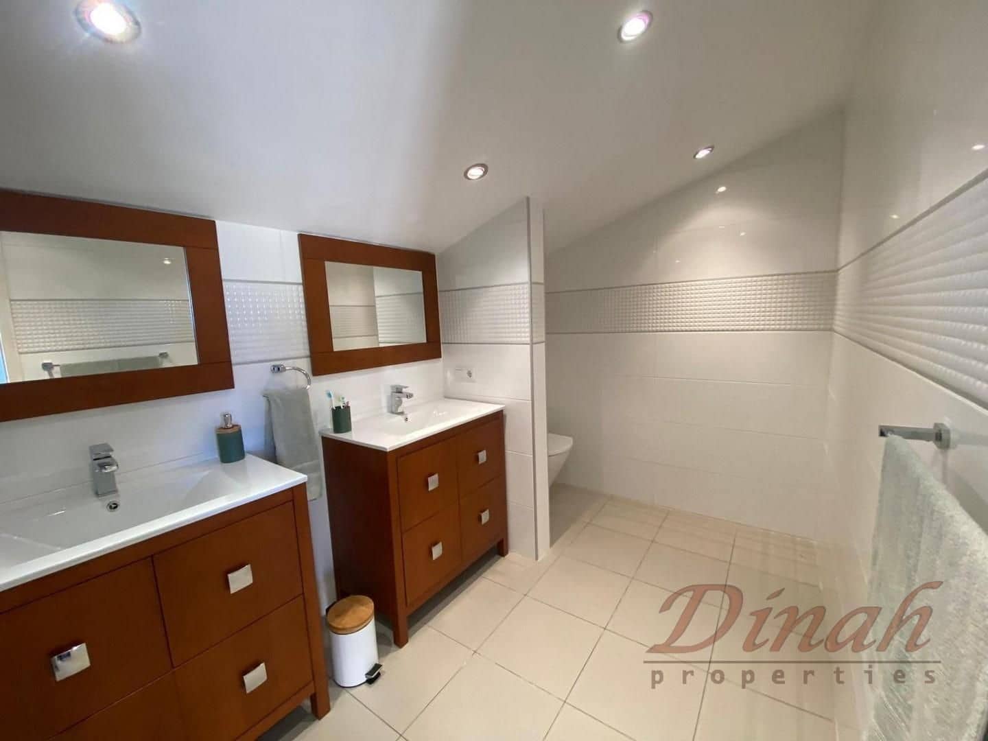 3 Zimmer Apartment zu vermieten in Altea mit Pool Garage - 1.300 € (Ref: 10036319)