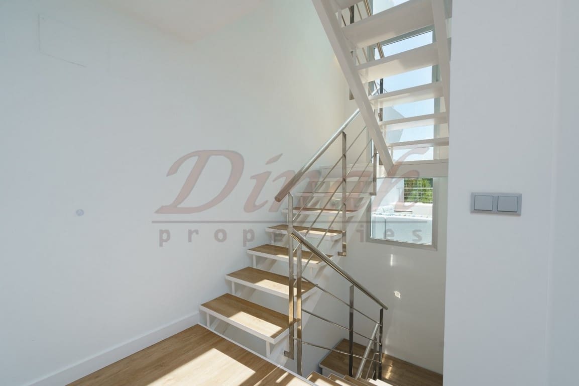 5 sypialnia Willa do wynajęcia w Altea z basenem garażem - 3 000 € (Ref: 10135578)