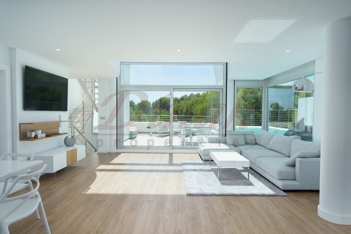 5 sypialnia Willa do wynajęcia w Altea z basenem garażem - 3 000 € (Ref: 10135578)