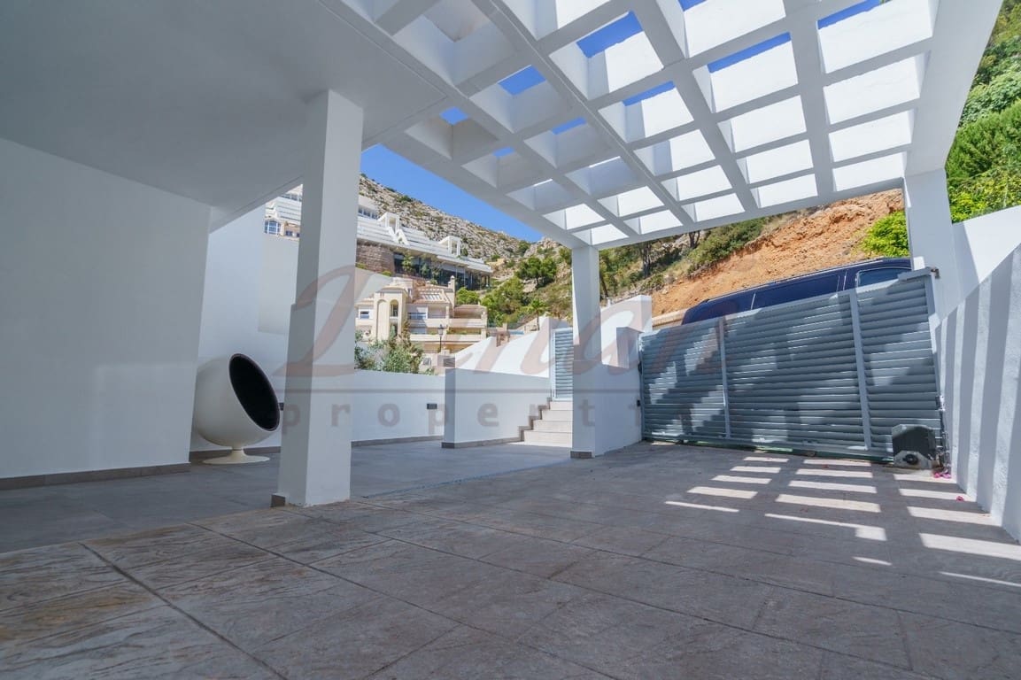 5 sypialnia Willa do wynajęcia w Altea z basenem garażem - 3 000 € (Ref: 10135578)