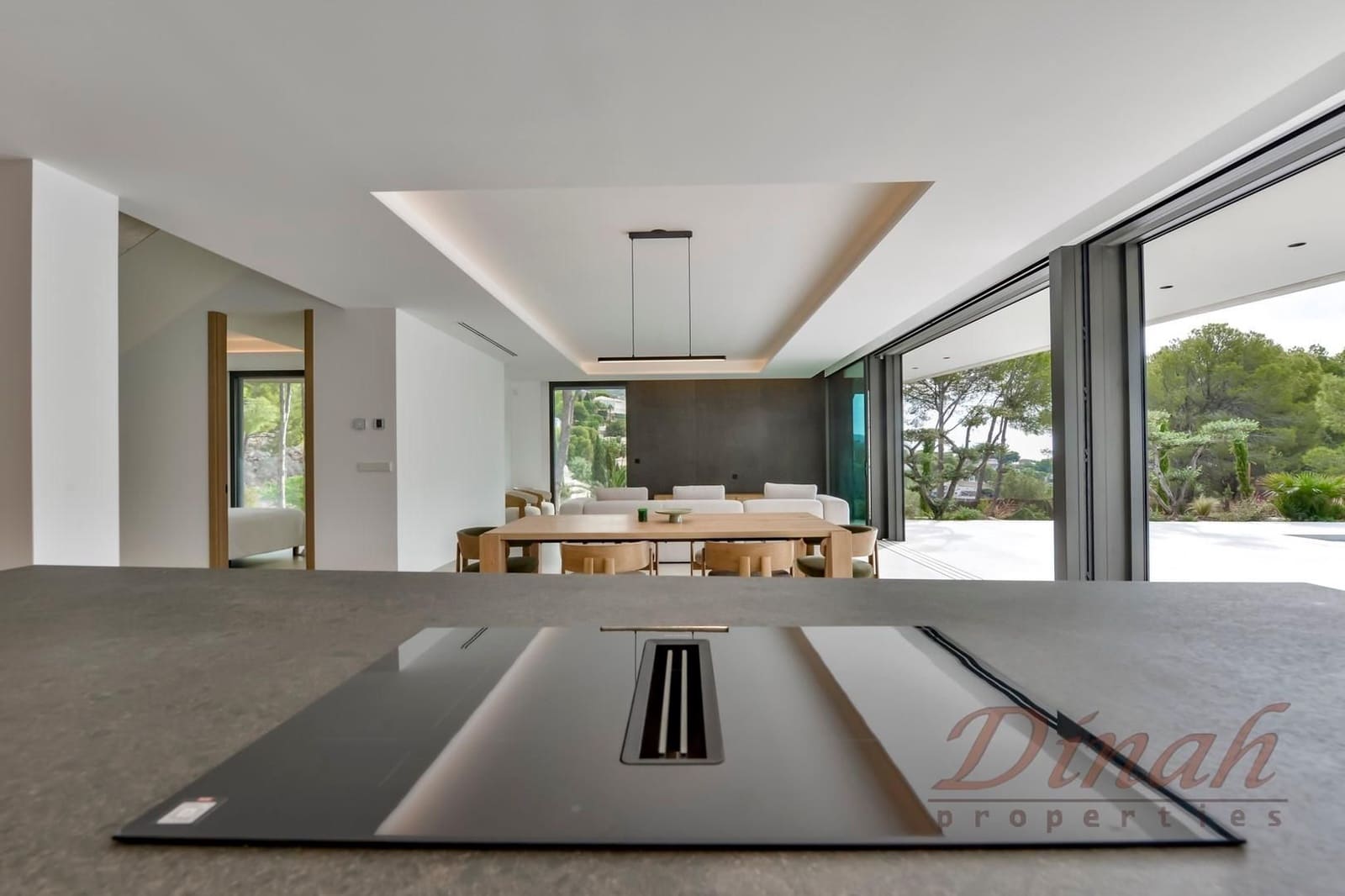 4 bedroom Villa for sale in Altea with pool garage - € 2,345,000 (Ref: 10160905)
