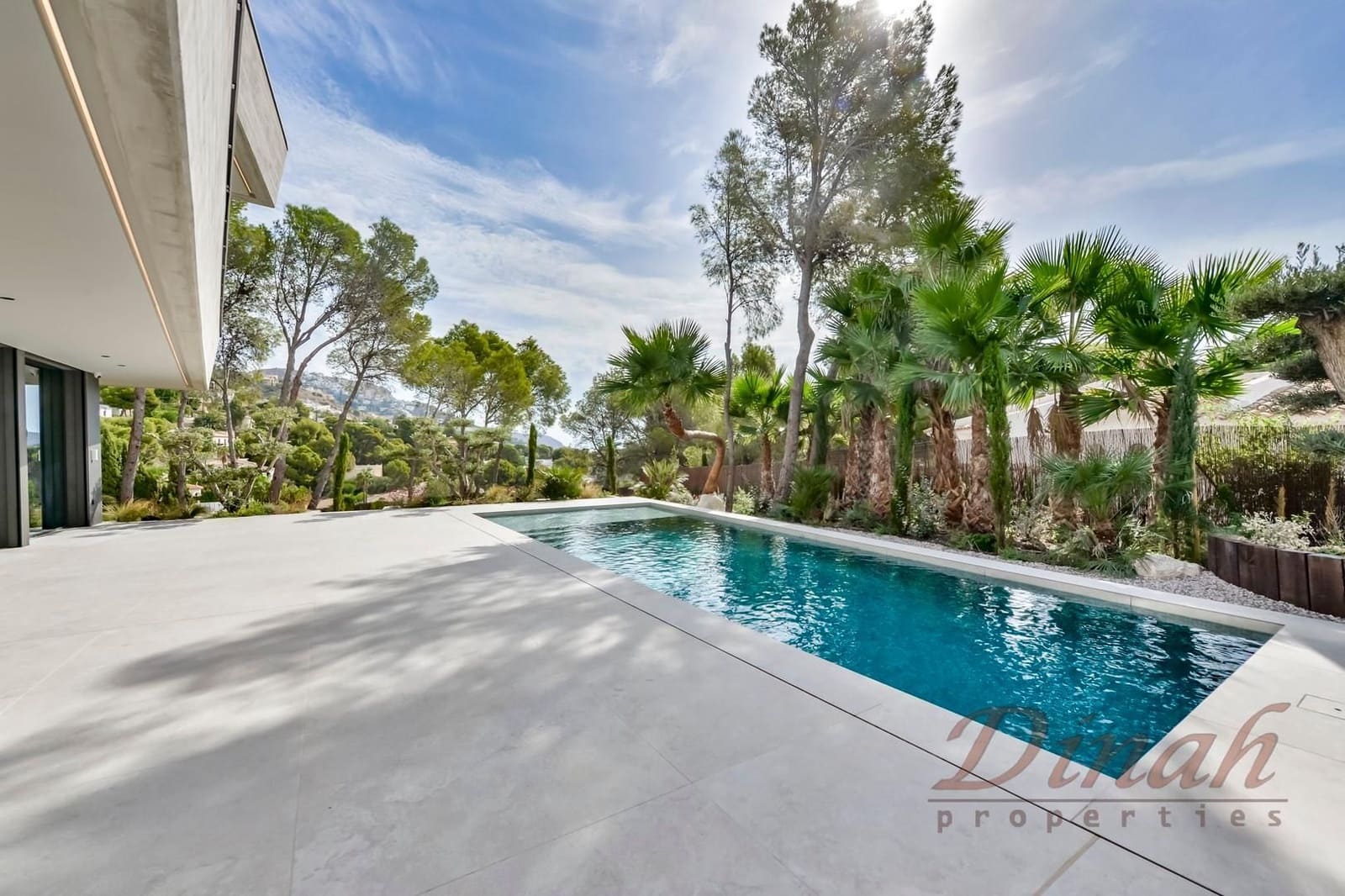 4 bedroom Villa for sale in Altea with pool garage - € 2,345,000 (Ref: 10160905)