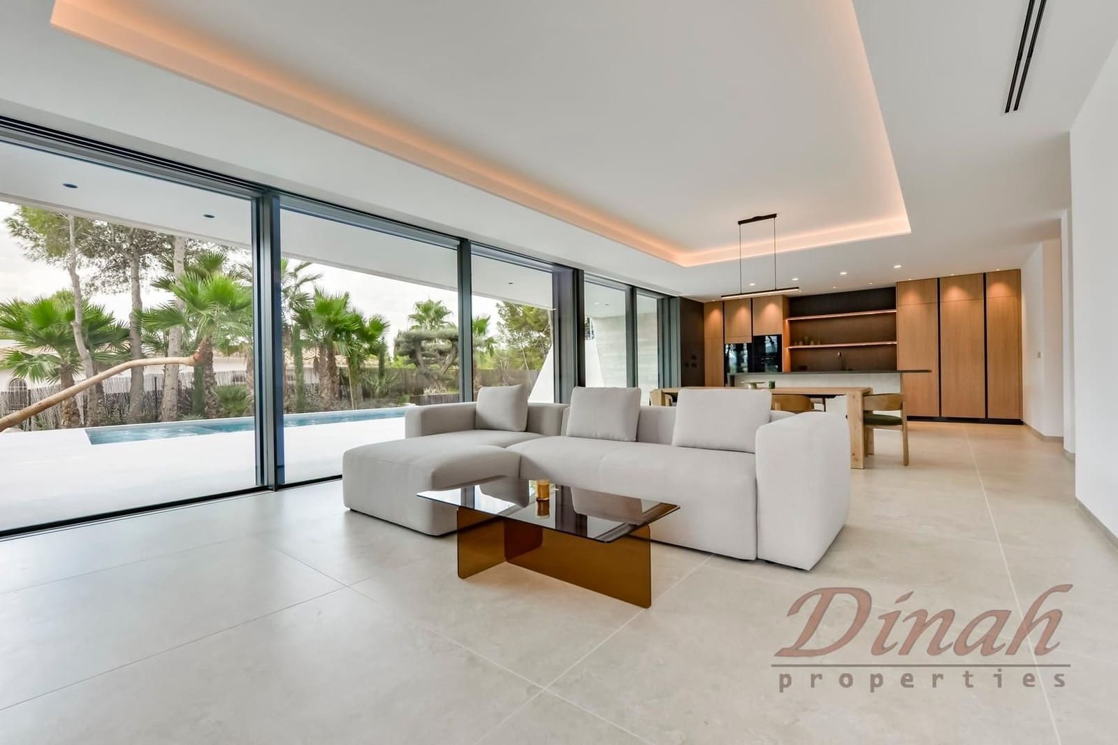 4 bedroom Villa for sale in Altea with pool garage - € 2,345,000 (Ref: 10160905)