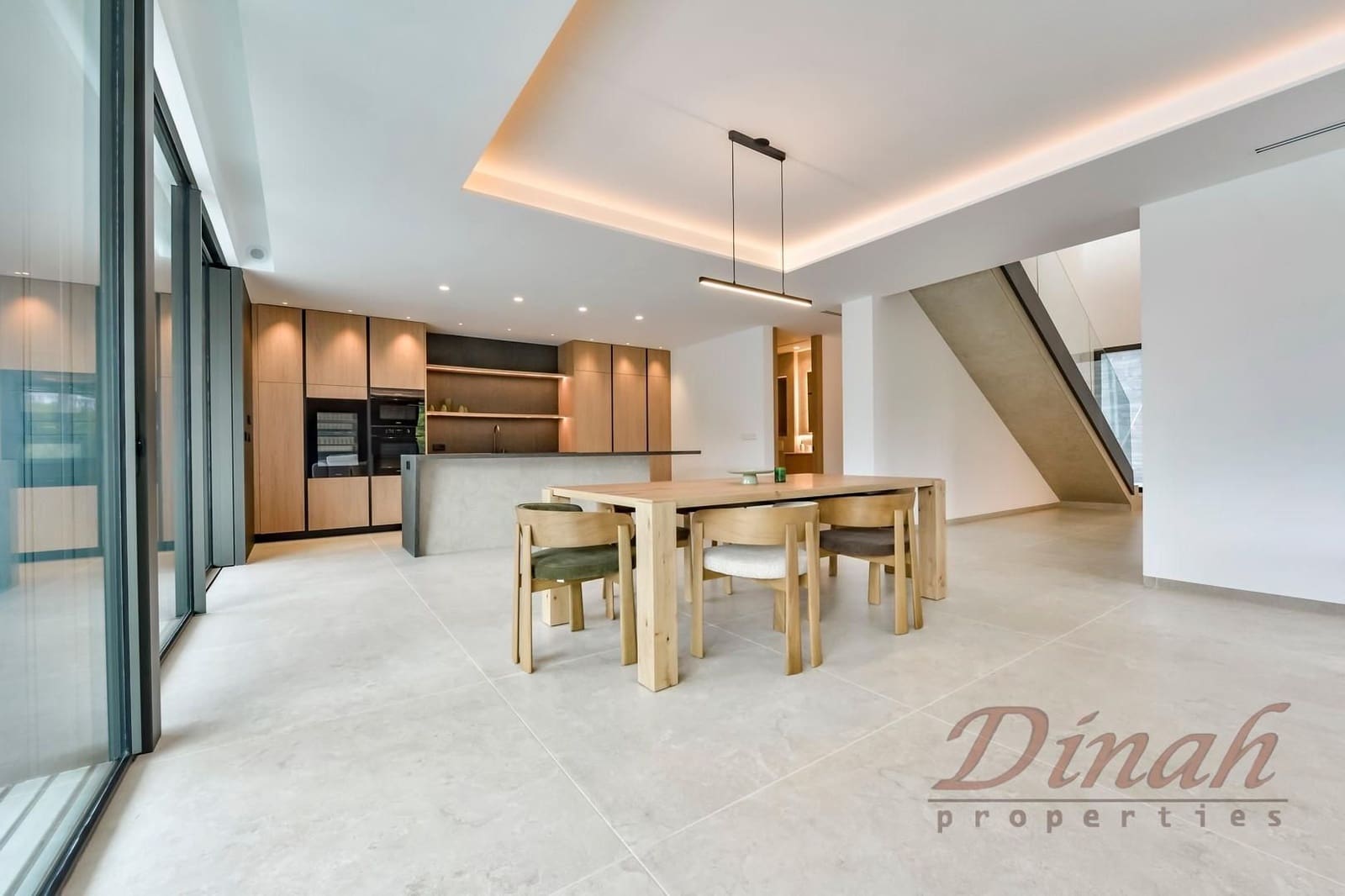4 bedroom Villa for sale in Altea with pool garage - € 2,345,000 (Ref: 10160905)