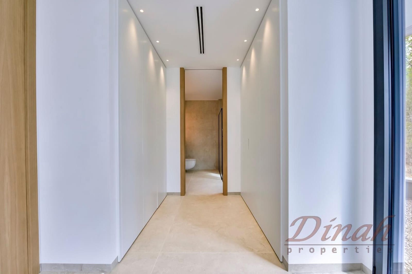 4 bedroom Villa for sale in Altea with pool garage - € 2,345,000 (Ref: 10160905)