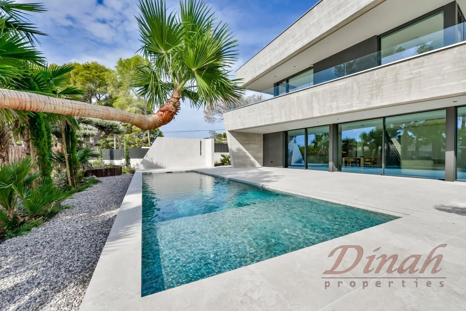 4 bedroom Villa for sale in Altea with pool garage - € 2,345,000 (Ref: 10160905)