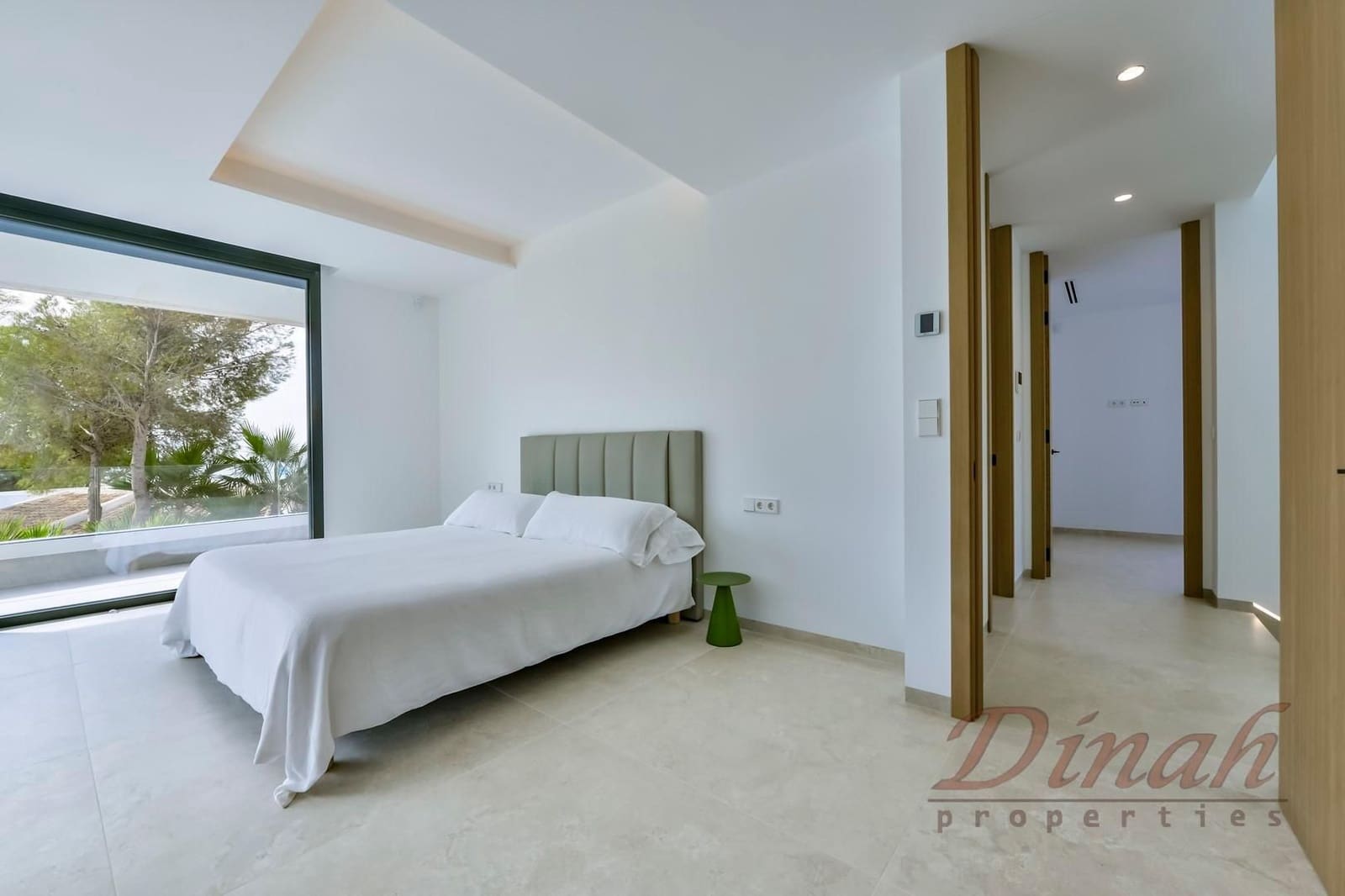 4 bedroom Villa for sale in Altea with pool garage - € 2,345,000 (Ref: 10160905)