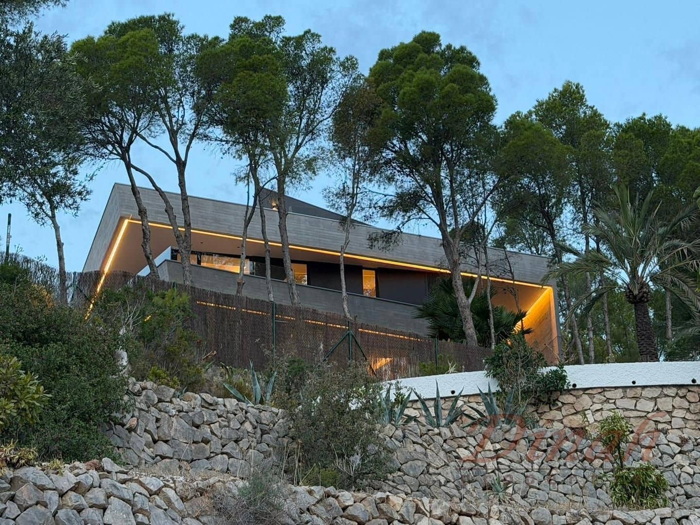 4 bedroom Villa for sale in Altea with pool garage - € 2,345,000 (Ref: 10160905)