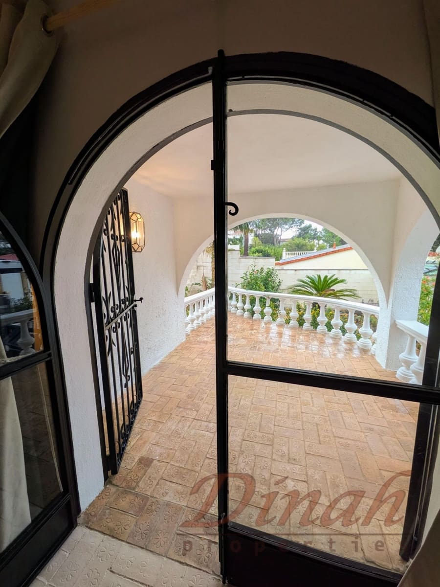 Chalet de 5 habitaciones en Altea en venta con piscina garaje - 460.000 € (Ref: 10179785)