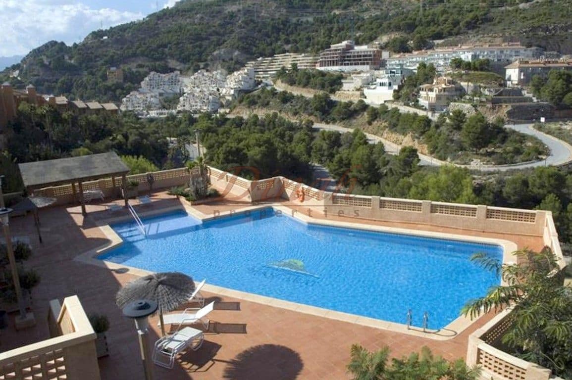 2 soveværelse Penthouse til salg i Altea med swimmingpool garage - € 275.000 (Ref: 8697118)