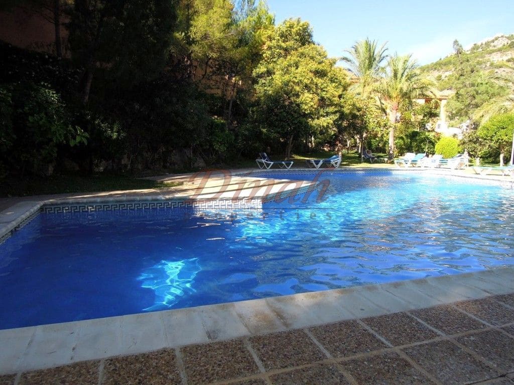 2 soveværelse Penthouse til salg i Altea med swimmingpool garage - € 275.000 (Ref: 8697118)