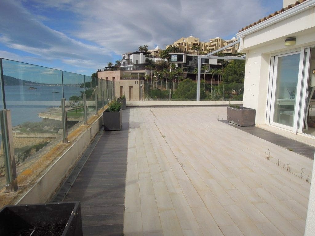 4 soveværelse Penthouse til salg i Altea med swimmingpool garage - € 2.500.000 (Ref: 8756967)
