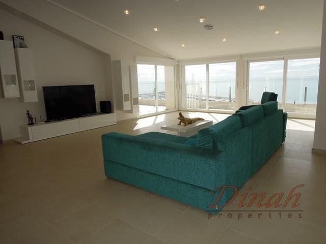 4 bedroom Penthouse for sale in Altea with pool garage - € 2,500,000 (Ref: 8756967)