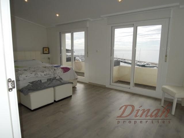 4 bedroom Penthouse for sale in Altea with pool garage - € 2,500,000 (Ref: 8756967)