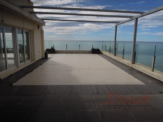 4 bedroom Penthouse for sale in Altea with pool garage - € 2,500,000 (Ref: 8756967)