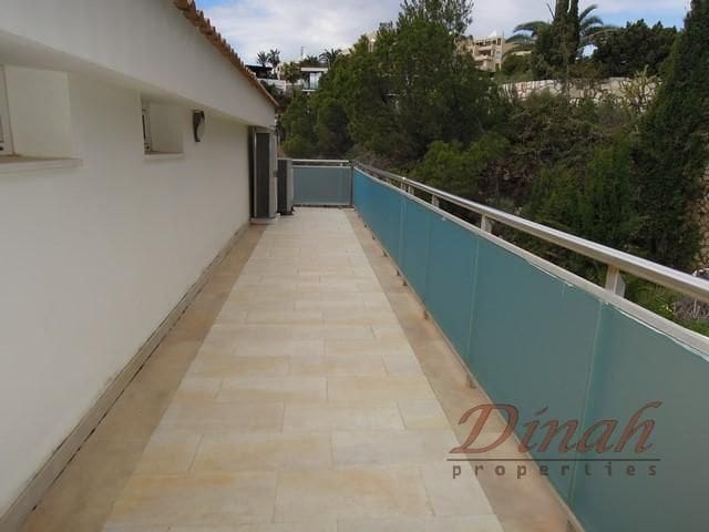 4 bedroom Penthouse for sale in Altea with pool garage - € 2,500,000 (Ref: 8756967)