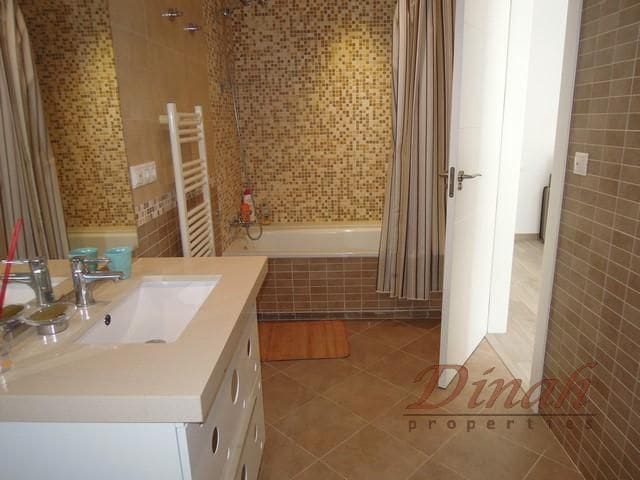 4 bedroom Penthouse for sale in Altea with pool garage - € 2,500,000 (Ref: 8756967)