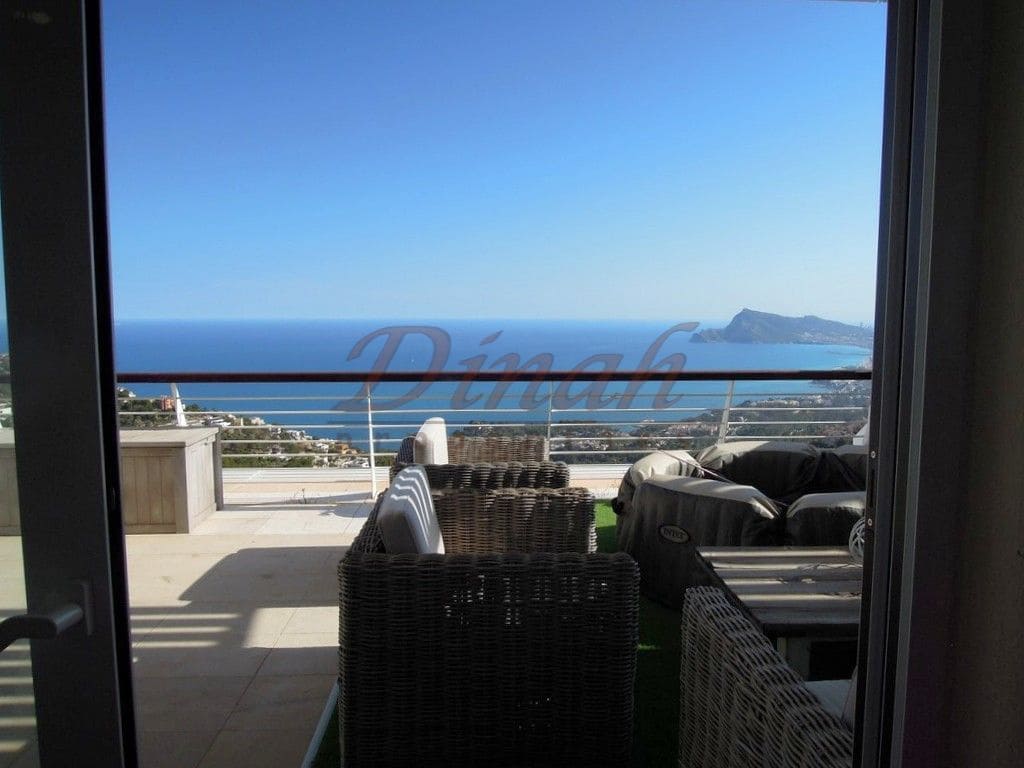 3 slaapkamer Appartement te koop in Altea met zwembad garage - € 850.000 (Ref: 8790864)