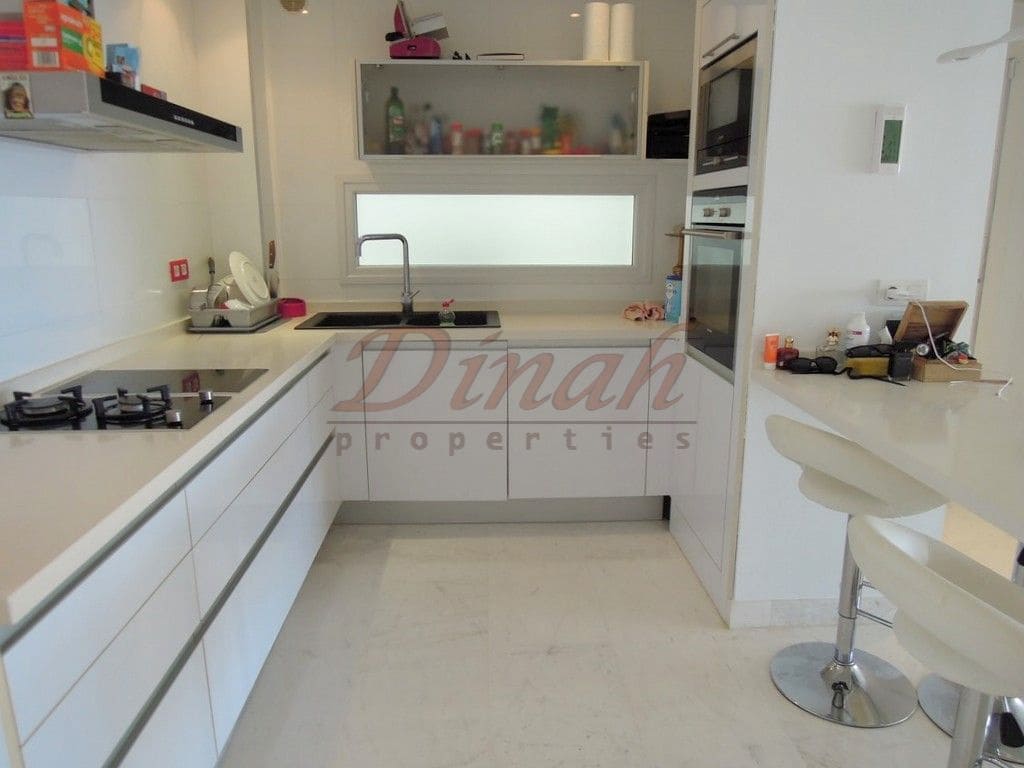 3 slaapkamer Appartement te koop in Altea met zwembad garage - € 850.000 (Ref: 8790864)