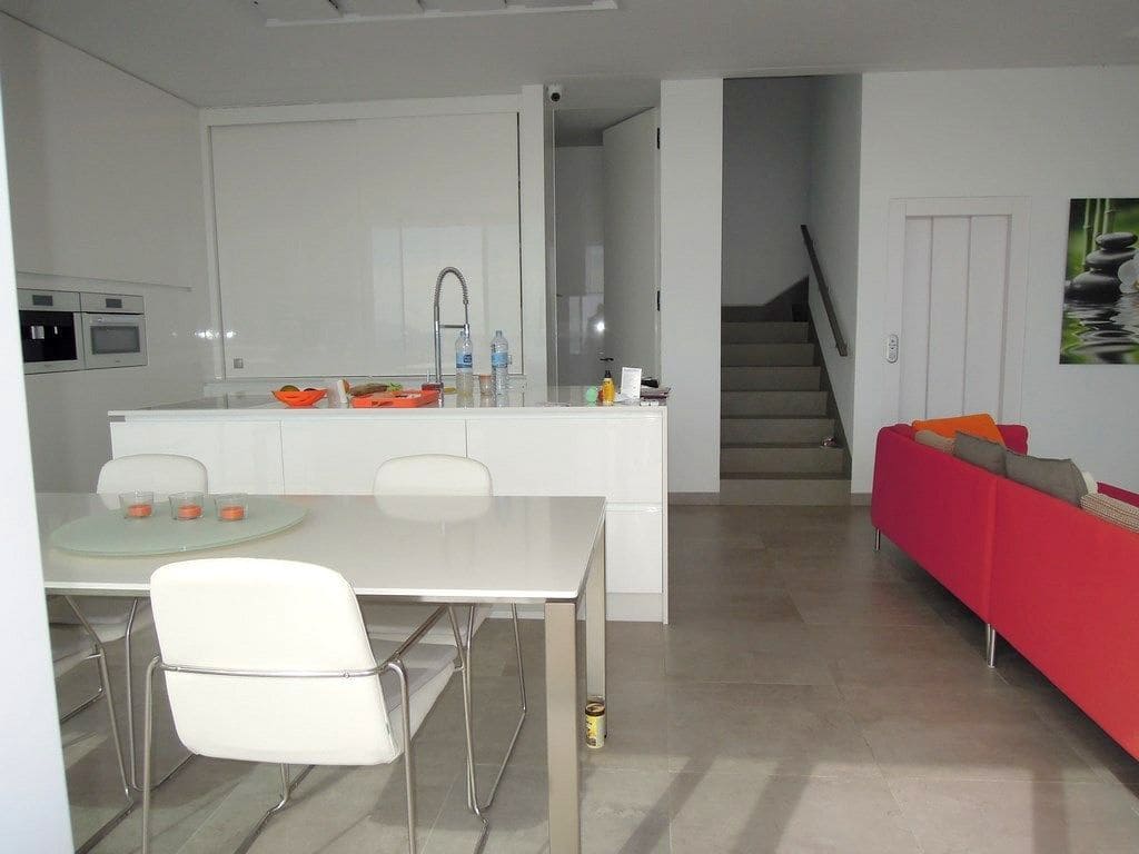 3 bedroom Villa for sale in Altea with garage - € 2,980,000 (Ref: 8810860)