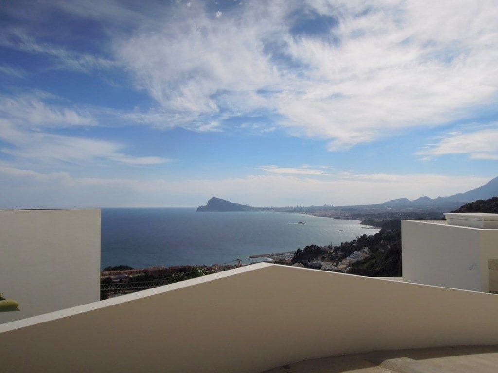 3 bedroom Villa for sale in Altea with garage - € 2,980,000 (Ref: 8810860)
