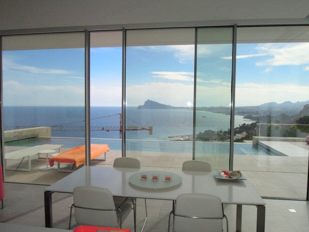 3 bedroom Villa for sale in Altea with garage - € 2,980,000 (Ref: 8810860)