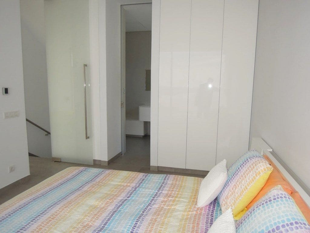 3 bedroom Villa for sale in Altea with garage - € 2,980,000 (Ref: 8810860)