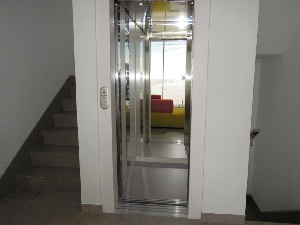 3 bedroom Villa for sale in Altea with garage - € 2,980,000 (Ref: 8810860)