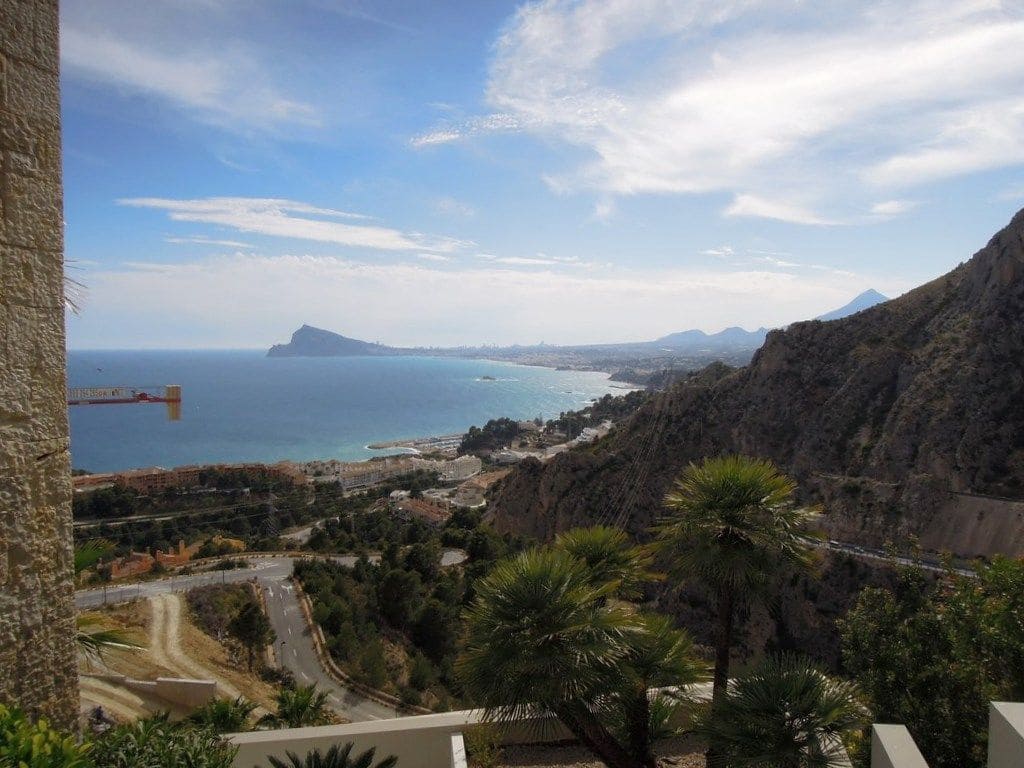3 bedroom Villa for sale in Altea with garage - € 2,980,000 (Ref: 8810860)