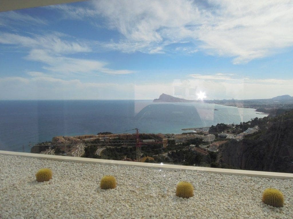 3 bedroom Villa for sale in Altea with garage - € 2,980,000 (Ref: 8810860)
