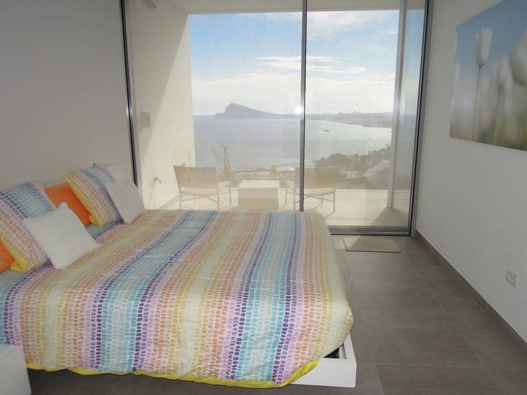 3 bedroom Villa for sale in Altea with garage - € 2,980,000 (Ref: 8810860)