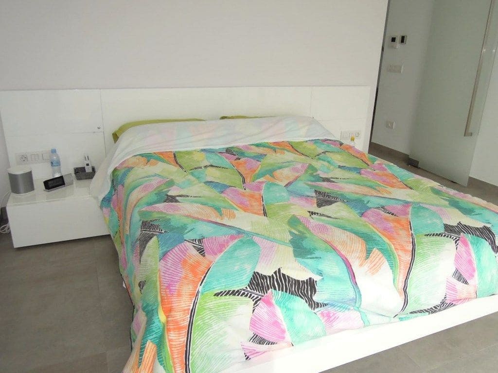 3 bedroom Villa for sale in Altea with garage - € 2,980,000 (Ref: 8810860)