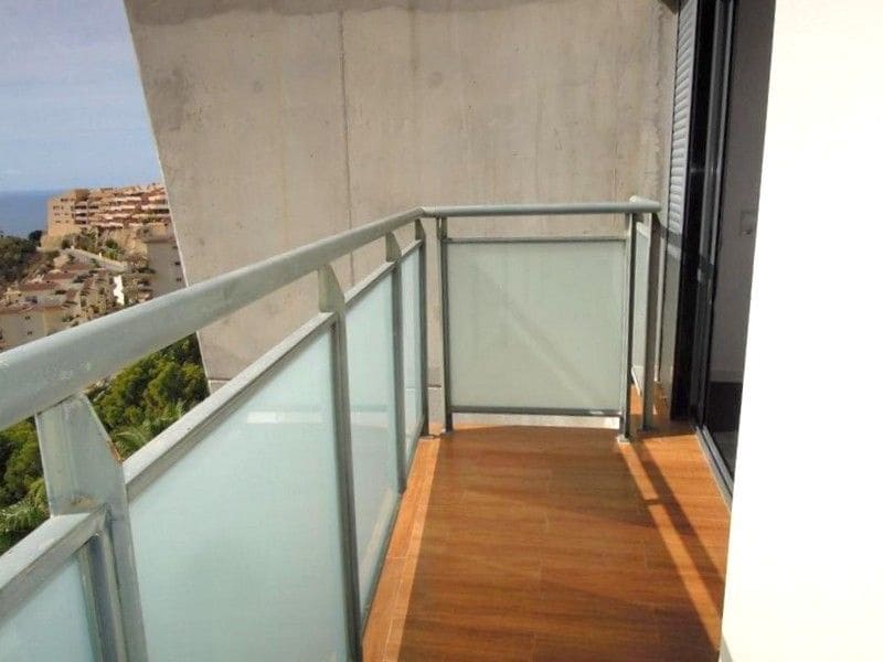 3 soveværelse Byhus til leje i Calpe / Calp med swimmingpool garage - € 1.500 (Ref: 8827207)