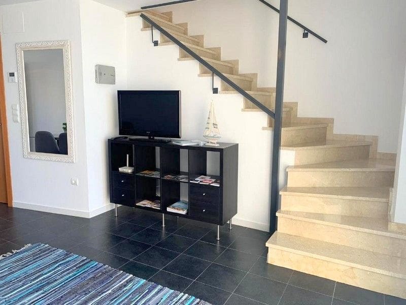 3 soveværelse Byhus til leje i Calpe / Calp med swimmingpool garage - € 1.500 (Ref: 8827207)