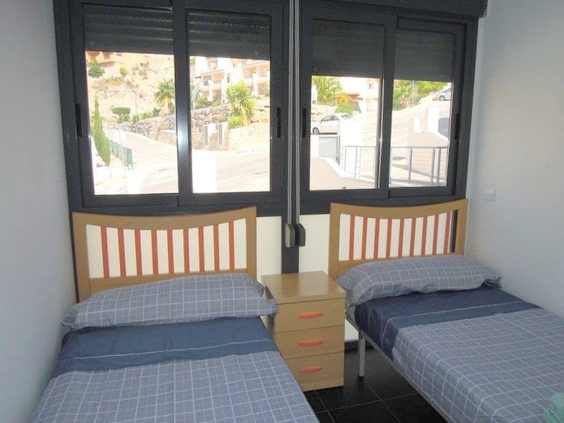 3 soveværelse Byhus til leje i Calpe / Calp med swimmingpool garage - € 1.500 (Ref: 8827207)
