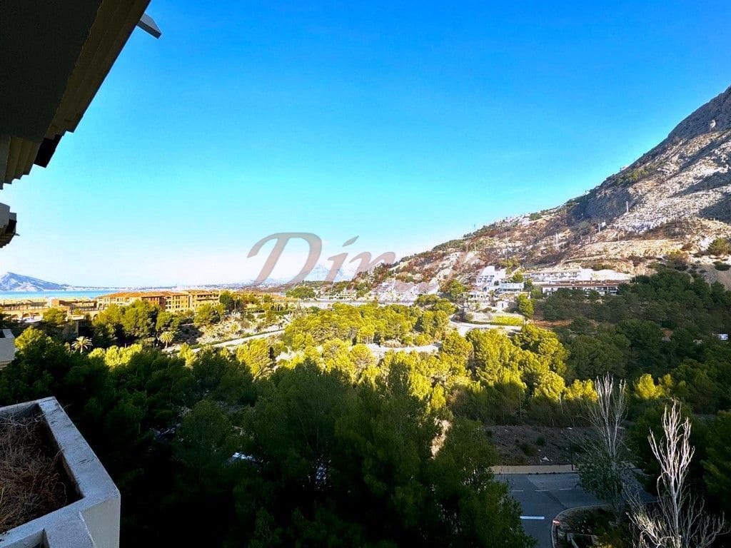 2 soveværelse Lejlighed til salg i Altea med swimmingpool garage - € 495.000 (Ref: 8827208)